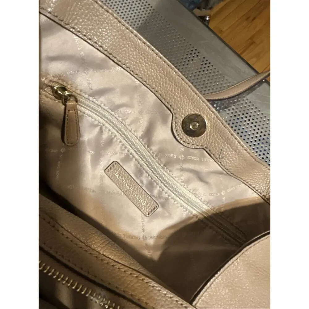 Michael Kors Tan Shoulder Bag with Slouchy Silhouette